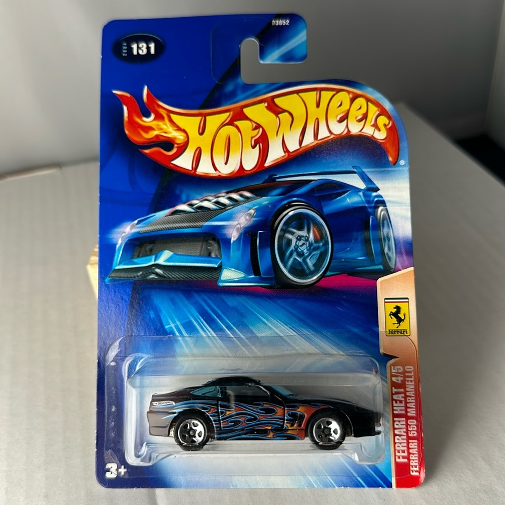 2004 Hot Wheels #131 Ferrari Heat 4/5 FERRARI 550 MARANELLO Black w/Chrome 5 Sp